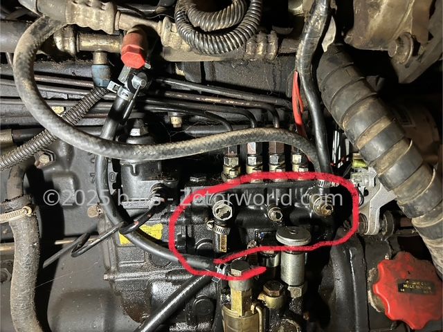 Zetor 8520 injection pump bleeding  Please help