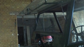 Heckscheibe_Einbau_02.jpg
