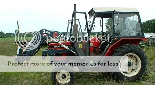 tractor.jpg